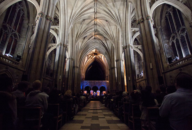 Laura Marling playing Bristol Cathedral by Adam Gasson / threesongsnoflash.net