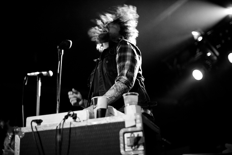 Taking Back Sunday perform at Slam Dunk Wales by Adam Gasson / threesongsnoflash.net