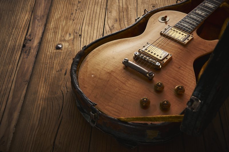 Studio photograph of the Paul Kossoff 1959 Gibson Les Paul Standard